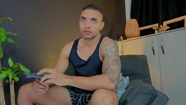 Snapshot of LincomAmith chatting on November 29, 2025, 3:39 am LincomAmith online show from November 29, 2025, 3:39 am