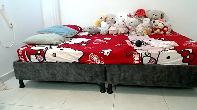 Snapshot of zaritagape21 chatting on October 27, 2025, 2:45 am zaritagape21 online show from October 27, 2025, 2:45 am