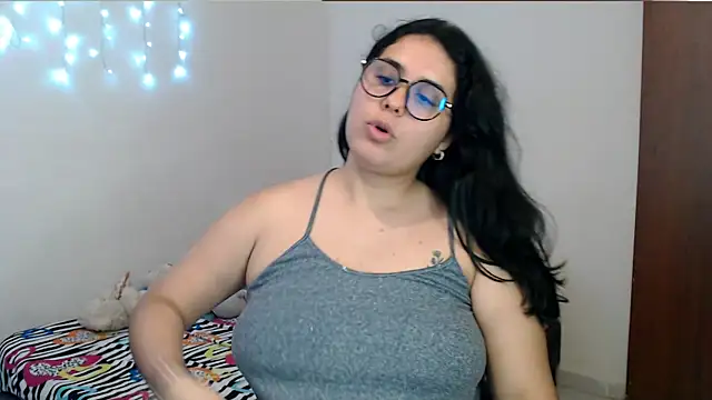 Snapshot of zaritagape21 chatting on September 28, 2025, 4:41 am zaritagape21 online show from September 28, 2025, 4:41 am