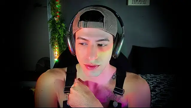 newjeff online show from November 30, 2025, 3:02 pm