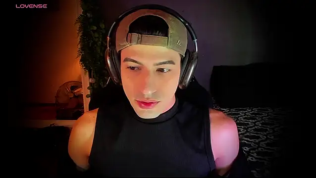 newjeff online show from December 3, 2025, 5:23 pm