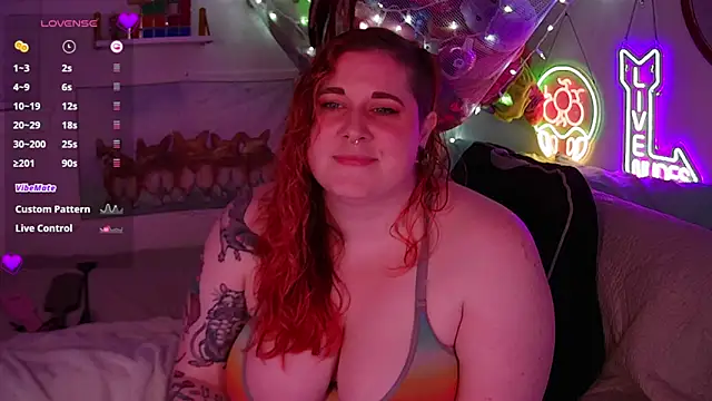 Snapshot of opalreigning chatting on March 7, 2026, 9:16 am opalreigning online show from March 7, 2026, 9:16 am