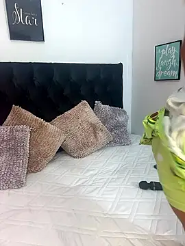 AriannaTorres online show from January 11, 2026, 12:23 pm