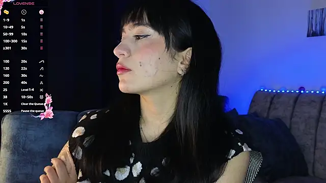 Snapshot of ZaraDames_ chatting on September 17, 2025, 3:08 am ZaraDames online show from September 17, 2025, 3:08 am