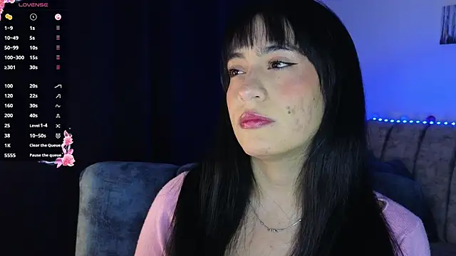 Snapshot of ZaraDames_ chatting on September 18, 2025, 3:09 am ZaraDames online show from September 18, 2025, 3:09 am