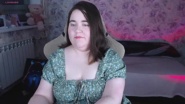 Snapshot of Estelle_Hicks chatting on April 29, 2026, 7:09 pm Estelle Hicks online show from April 29, 2026, 7:09 pm