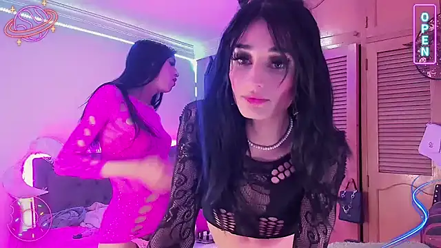 LittleEmmaa online show from December 4, 2024, 6:16 am