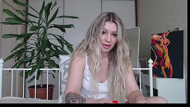 Snapshot of ShyEvaa chatting on June 1, 2026, 6:24 am ShyEvaa online show from June 1, 2026, 6:24 am