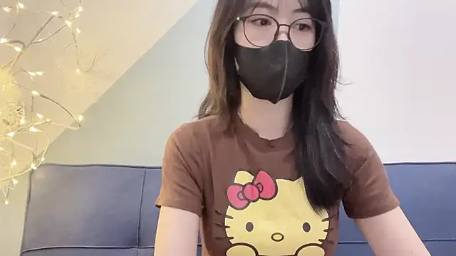 Snapshot of _minji_bae chatting on December 4, 2025, 2:16 pm minji bae online show from December 4, 2025, 2:16 pm