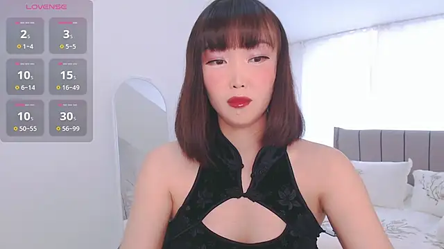 TumiLio online show from March 5, 2025, 1:39 pm