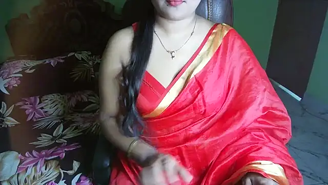 BengaliQueenStar online show from April 17, 2026, 4:43 pm