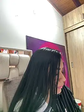 Snapshot of marta201_alfaro chatting on January 13, 2025, 8:15 pm marta201 alfaro online show from January 13, 2025, 8:15 pm