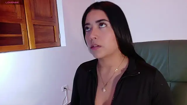 Snapshot of Susy_thomson chatting on October 28, 2025, 11:58 pm Susy thomson online show from October 28, 2025, 11:58 pm