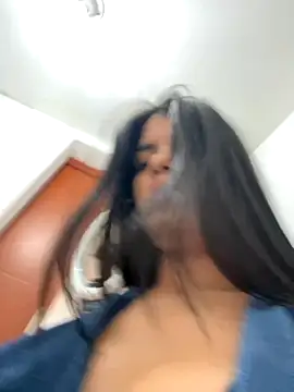 Snapshot of emma_lopes chatting on November 21, 2025, 12:53 am emma lopes online show from November 21, 2025, 12:53 am