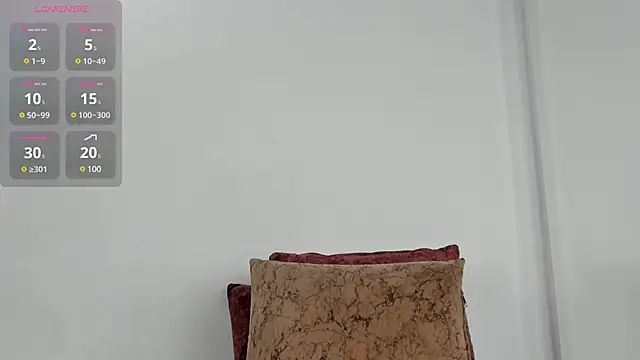 Snapshot of jadesmiith1 chatting on January 7, 2025, 10:19 pm jadesmiith1 online show from January 7, 2025, 10:19 pm