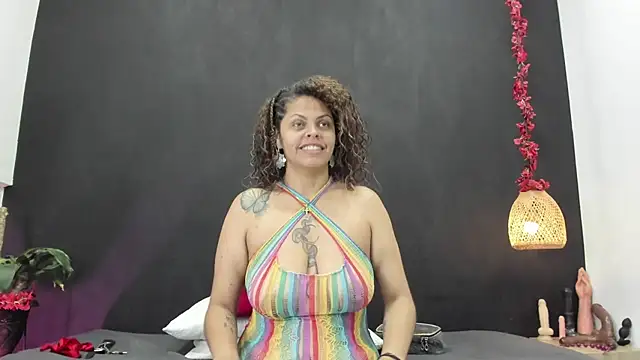 Luna smit08 online show from November 19, 2025, 9:26 pm