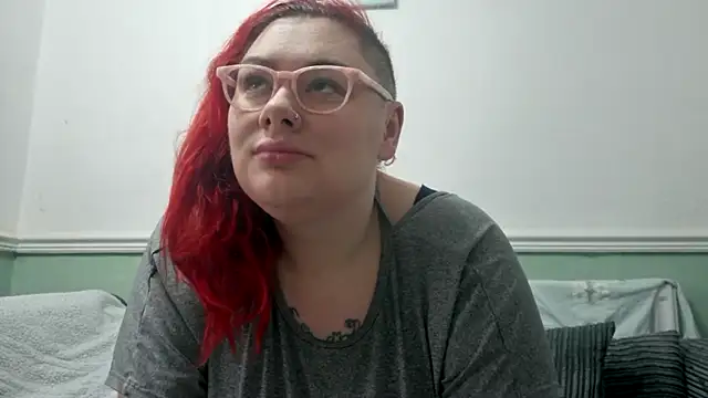 Snapshot of Bustycurves chatting on February 11, 2025, 11:31 am Bustycurves online show from February 11, 2025, 11:31 am