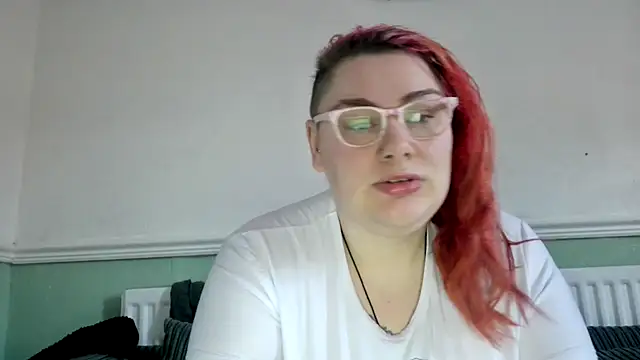 Snapshot of Bustycurves chatting on January 10, 2025, 1:41 pm Bustycurves online show from January 10, 2025, 1:41 pm