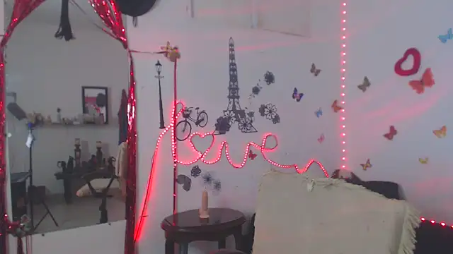 brigitht online show from September 27, 2025, 10:21 am