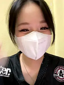 minmin2kk5 online show from September 18, 2025, 4:10 pm