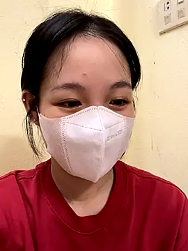 minmin2kk5 online show from September 12, 2025, 3:34 pm