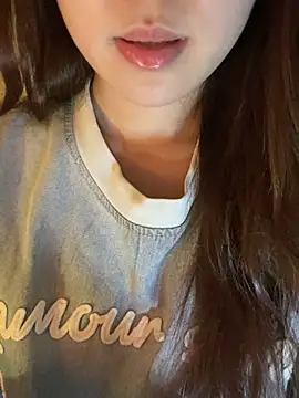 minmin2kk5 online show from July 15, 2026, 3:41 pm