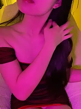 minmin2kk5 online show from November 1, 2025, 2:18 am