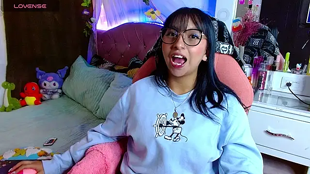 Littlerouse  online show from February 17, 2025, 10:49 pm