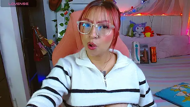 Littlerouse  online show from March 28, 2026, 8:26 am