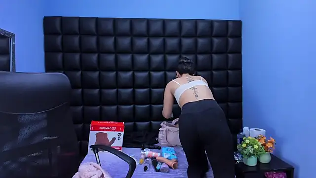 celeste blue69 online show from April 9, 2026, 3:19 am