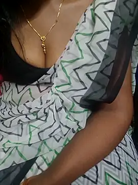 Snapshot of Janavi-janu chatting on November 6, 2025, 9:08 pm Janavi-janu online show from November 6, 2025, 9:08 pm