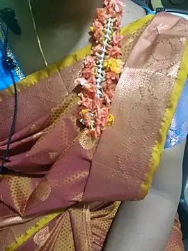 Snapshot of Janavi-janu chatting on December 5, 2025, 4:16 pm Janavi-janu online show from December 5, 2025, 4:16 pm