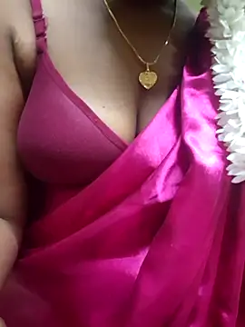 Snapshot of Janavi-janu chatting on December 16, 2025, 5:06 pm Janavi-janu online show from December 16, 2025, 5:06 pm