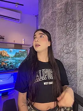 saracaball  online show from March 23, 2026, 5:40 am