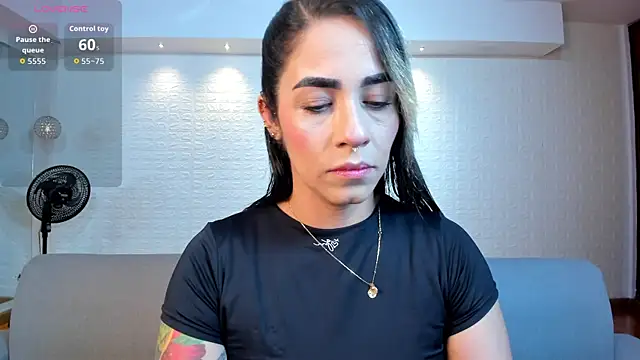 Snapshot of violet_scott chatting on November 27, 2025, 10:48 am violet scott online show from November 27, 2025, 10:48 am