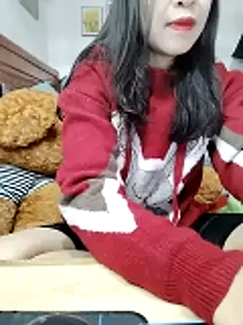 cream1299 online show from January 8, 2026, 2:39 am