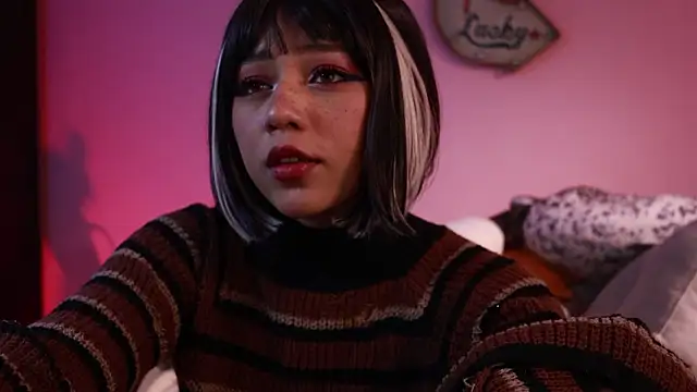 Snapshot of srtaliz chatting on February 4, 2026, 1:22 am srtaliz online show from February 4, 2026, 1:22 am