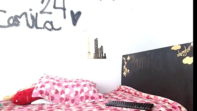 Snapshot of camilavagina24 chatting on October 12, 2025, 4:08 pm camilavagina24 online show from October 12, 2025, 4:08 pm