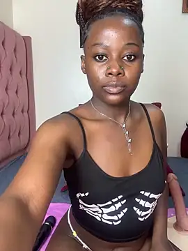 Wendy smal - online show from September 17, 2025, 4:09 pm