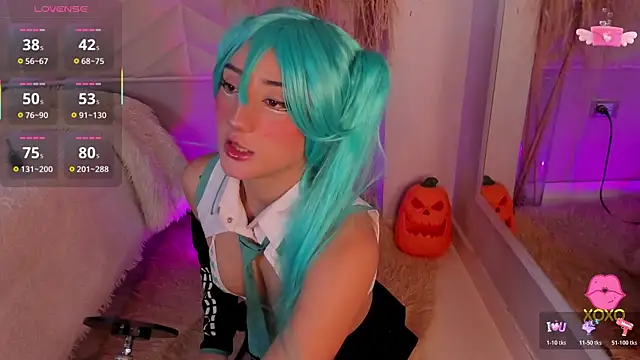 miia  baker online show from October 24, 2025, 12:37 pm