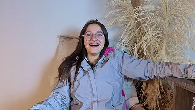 Snapshot of Elecktra_sweet chatting on February 16, 2026, 7:56 pm Elecktra sweet online show from February 16, 2026, 7:56 pm