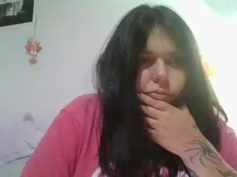 Snapshot of scarletttlove chatting on March 22, 2026, 12:36 am scarletttlove online show from March 22, 2026, 12:36 am