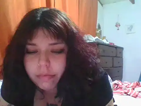 Snapshot of scarletttlove chatting on December 5, 2024, 2:37 am scarletttlove online show from December 5, 2024, 2:37 am