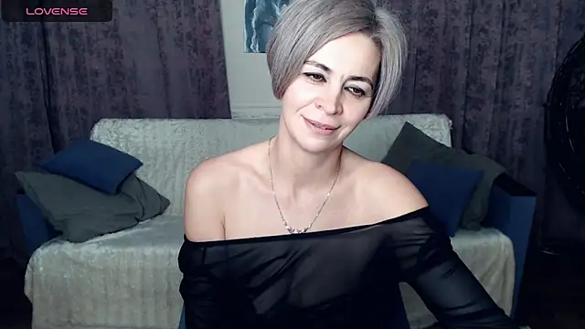 Blonde lola444 online show from December 14, 2024, 10:50 pm