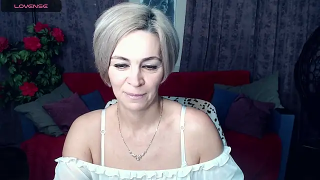 Blonde lola444 online show from January 8, 2025, 7:56 pm