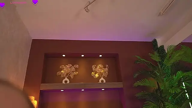 Snapshot of JustinneJade chatting on January 6, 2026, 5:22 am JustinneJade online show from January 6, 2026, 5:22 am