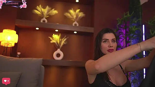 JustinneJade online show from March 3, 2025, 12:28 pm