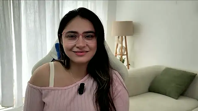 demieliss online show from June 21, 2026, 6:52 am