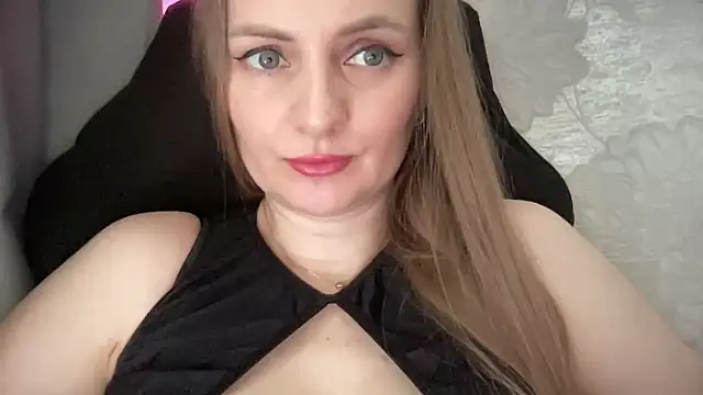 Snapshot of Viola_sweet chatting on May 19, 2026, 12:34 pm Viola sweet online show from May 19, 2026, 12:34 pm