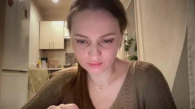 Snapshot of Viola_sweet chatting on April 22, 2026, 6:36 pm Viola sweet online show from April 22, 2026, 6:36 pm